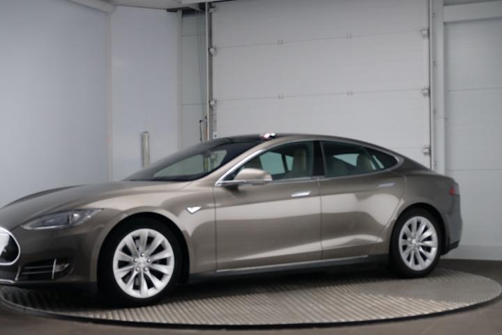 TESLA MODEL S 2015 5yjsa7s27ff089329