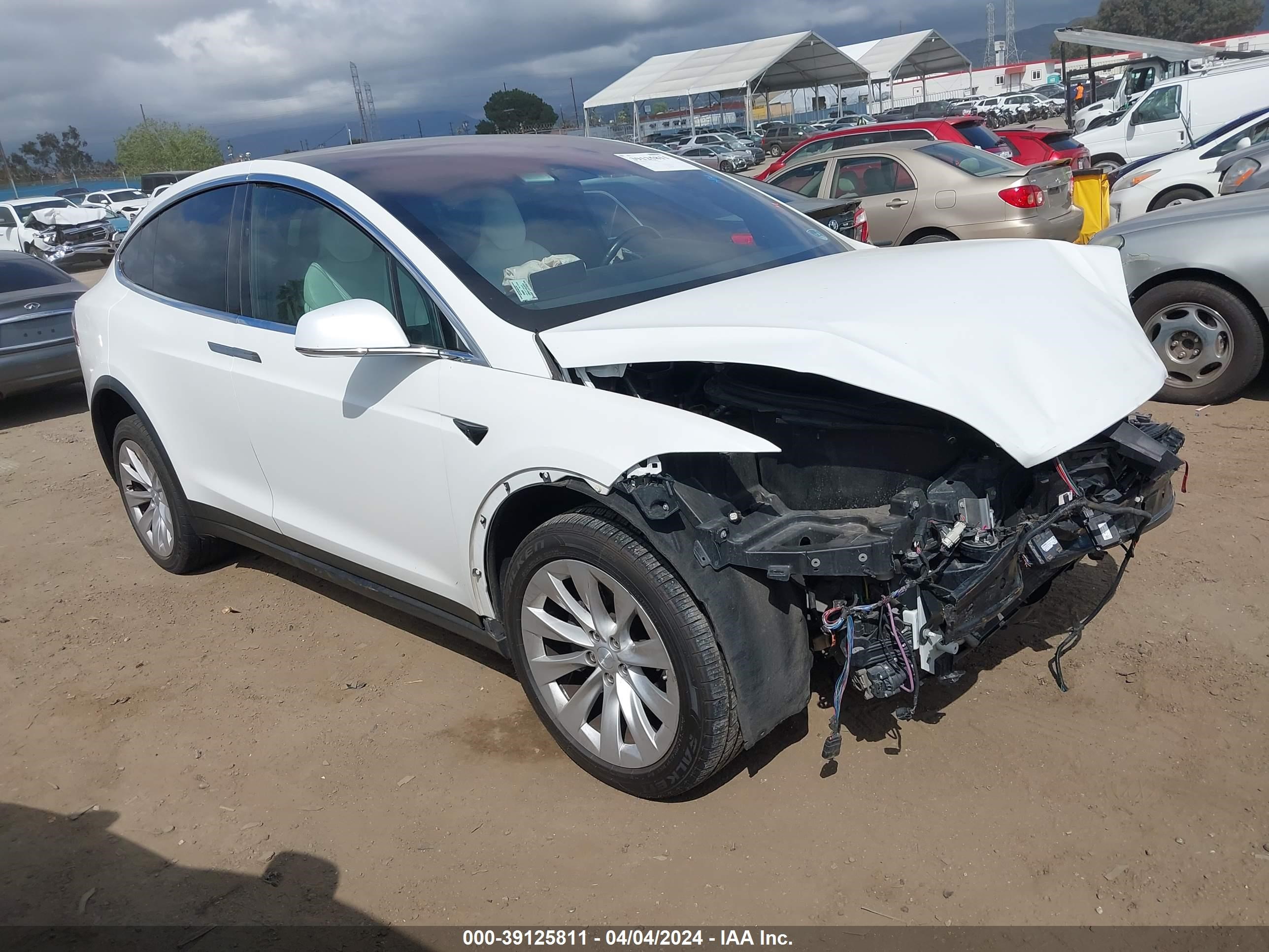 TESLA MODEL X 2017 5yjxcae27hf038070