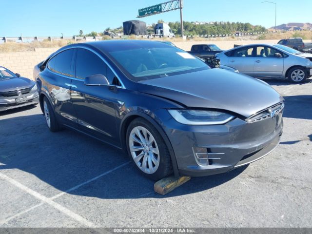 TESLA MODEL X 2016 5yjxcae2xgf001562