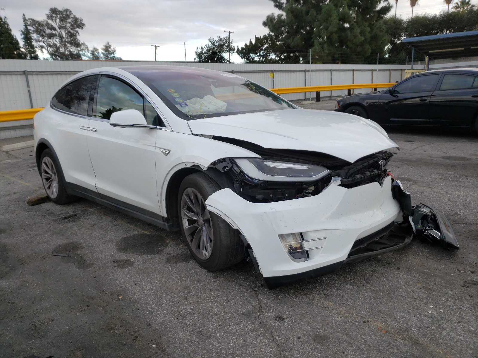 TESLA MODEL X 2016 5yjxcae2xgf002324