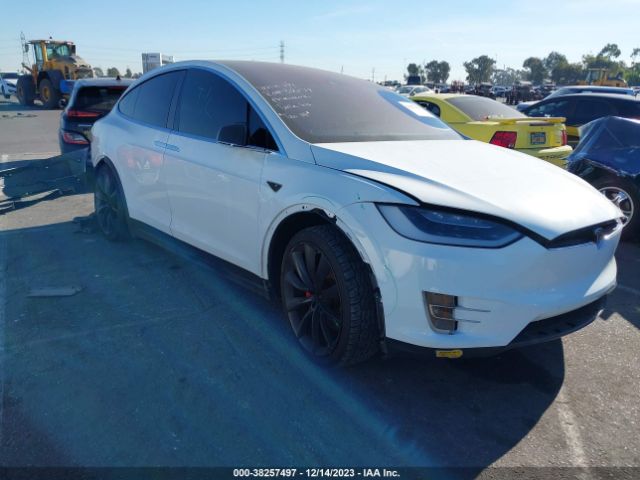 TESLA MODEL X 2016 5yjxcae45gf003611