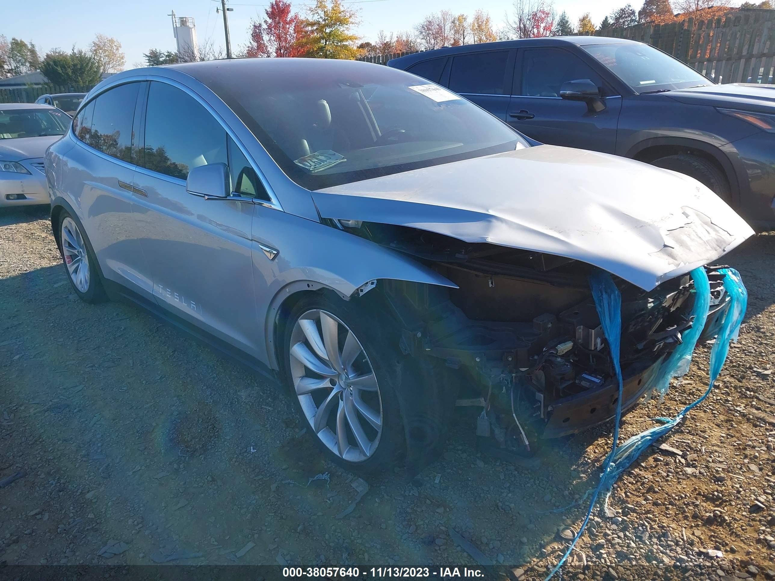 TESLA MODEL X 2016 5yjxcae46gfs00920