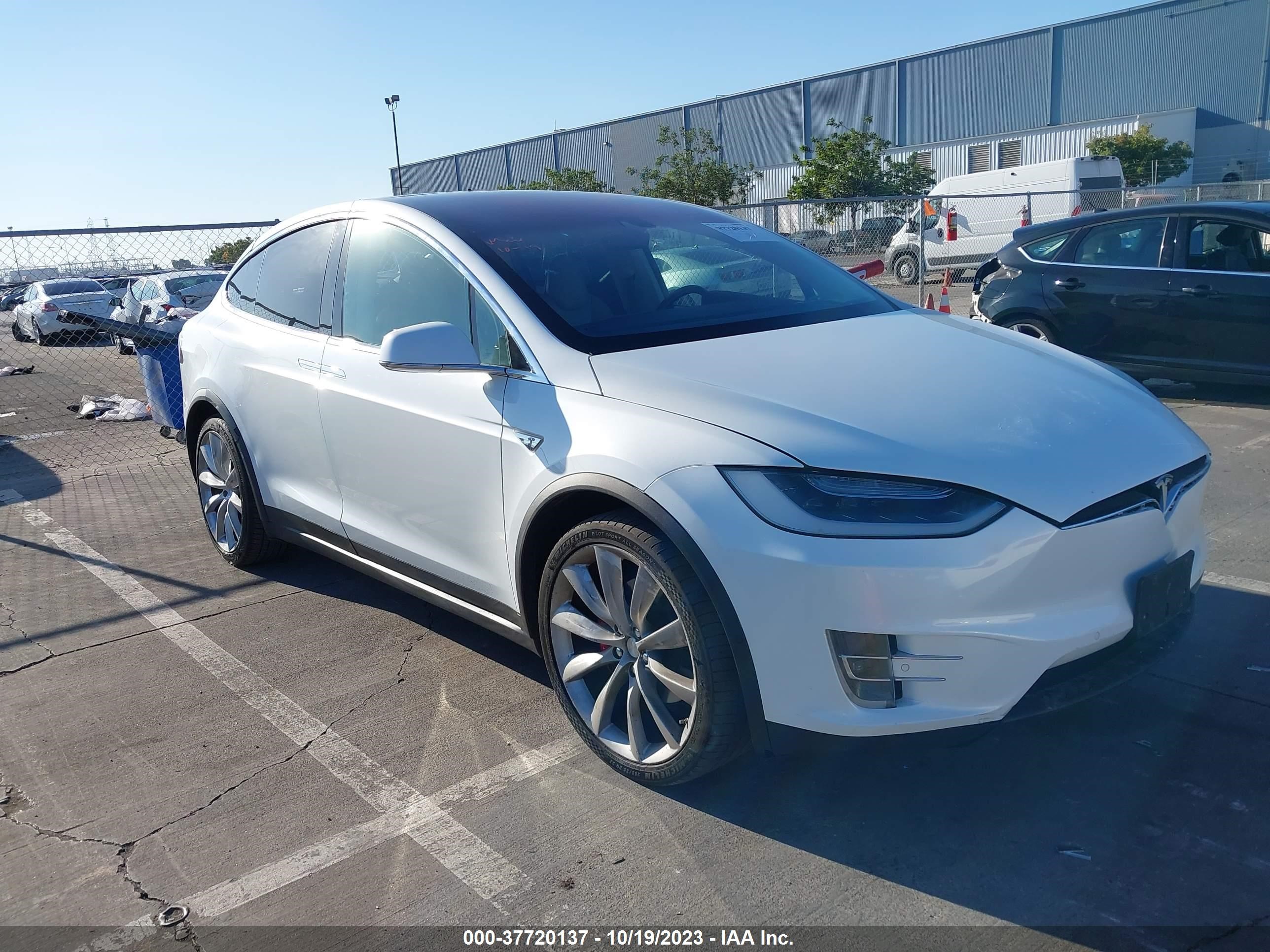 TESLA MODEL X 2016 5yjxcae49gf000906