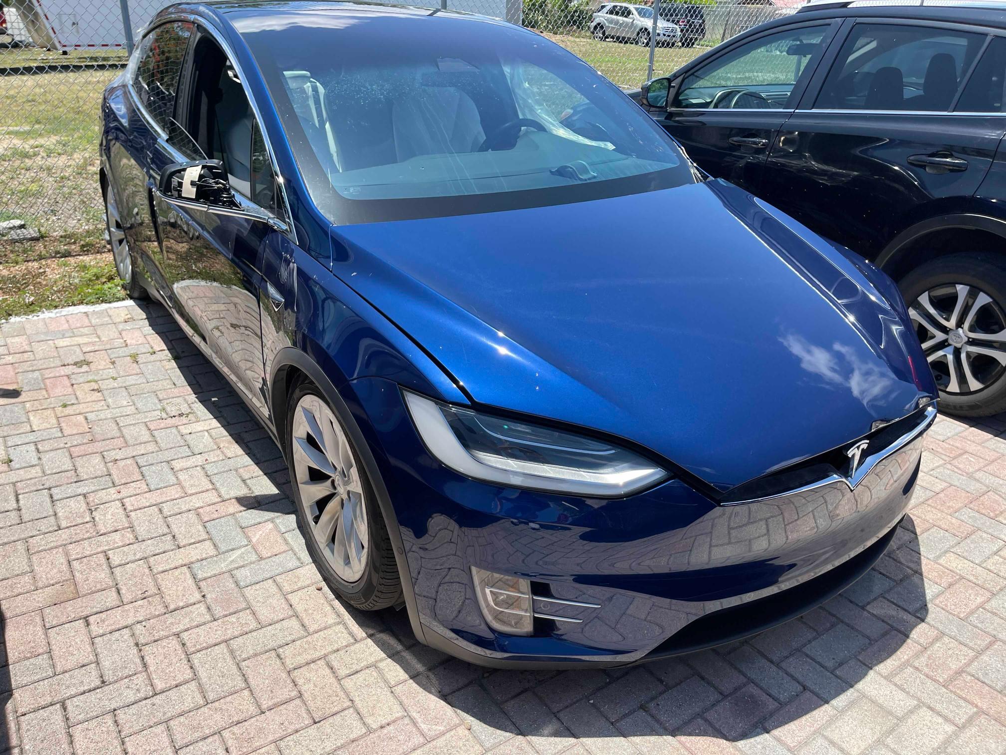 TESLA MODEL X 2017 5yjxcbe23hf043997