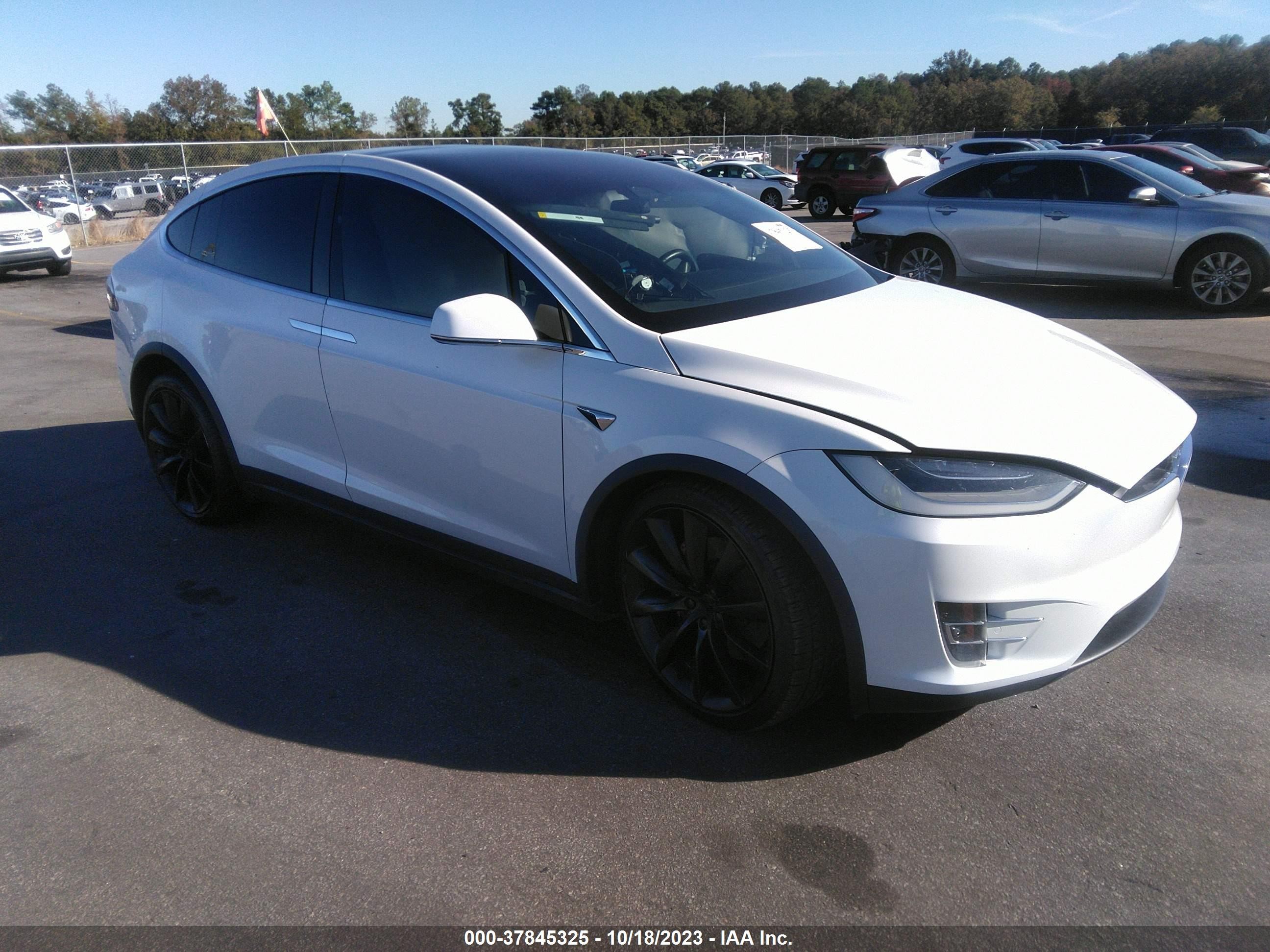 TESLA MODEL X 2021 5yjxcbe24mf323647