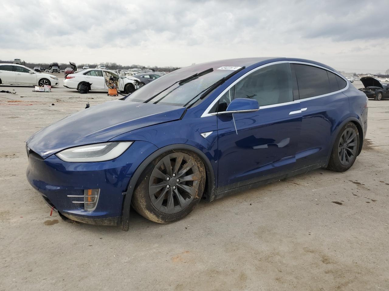 TESLA MODEL X 2016 5yjxcbe29gf008654