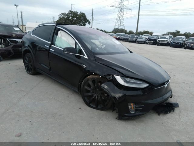 TESLA MODEL X 2020 5yjxcbe29lf300413