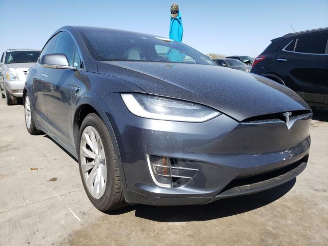 TESLA MODEL X 2017 5yjxcbe2xhf053541