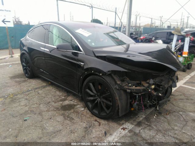 TESLA MODEL X 2017 5yjxcbe2xhf079427