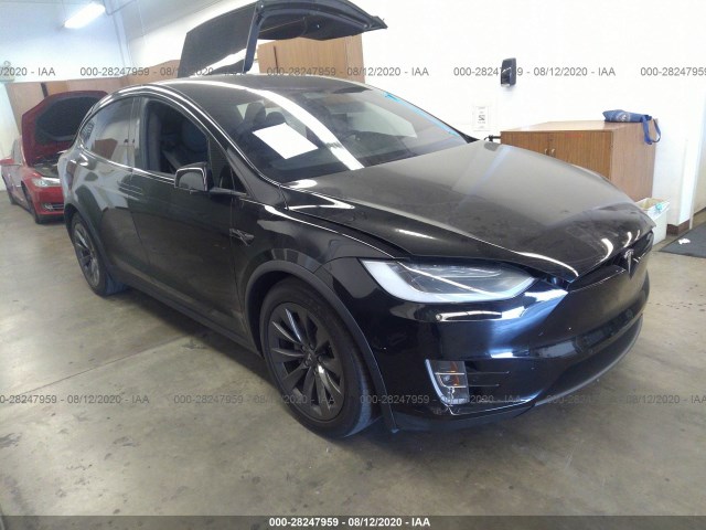 TESLA MODEL X 2018 5yjxcbe2xjf090188