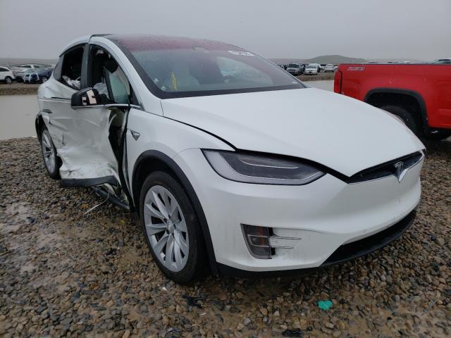 TESLA MODEL X 2018 5yjxcbe2xjf090319