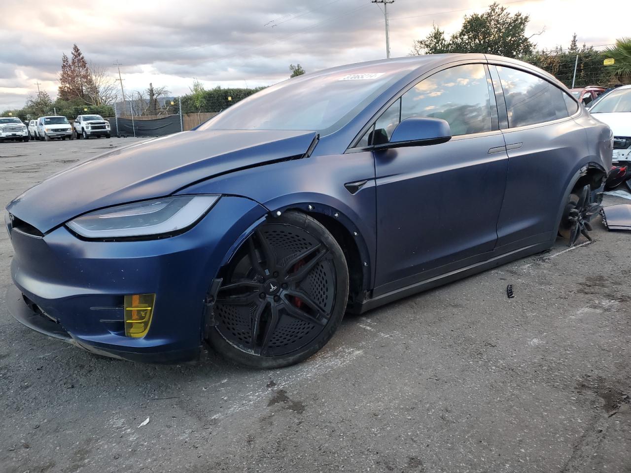 TESLA MODEL X 2018 5yjxcbe45jf138228