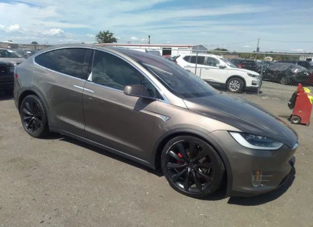 TESLA MODEL X 2016 5yjxcbe4xgf015954