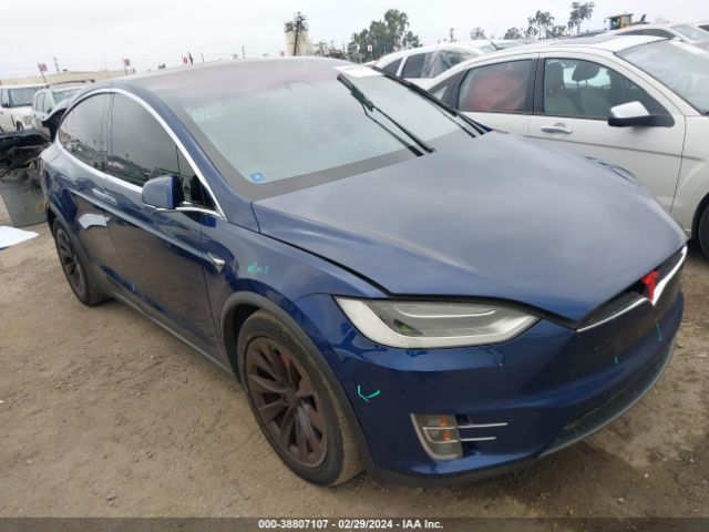 TESLA MODEL X 2018 5yjxcbe4xjf081217