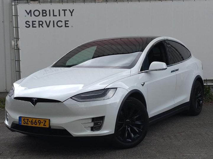 TESLA MODEL 2018 5yjxcce20jf097902