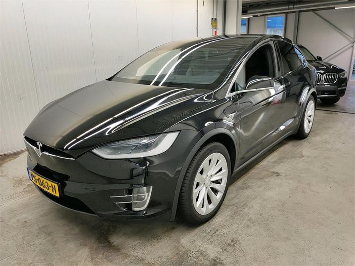 TESLA NULL 2017 5yjxcce21hf055989