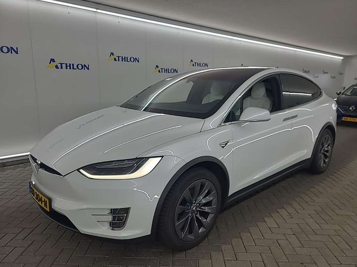 TESLA MODEL X 2018 5yjxcce21jf085211