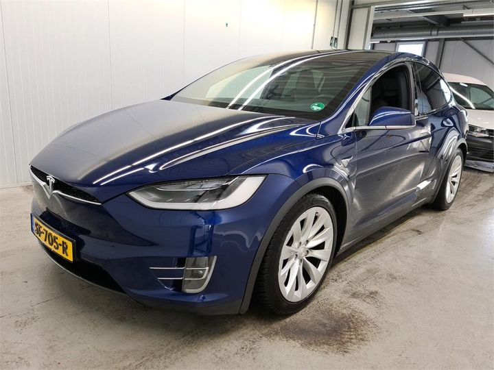 TESLA X 2018 5yjxcce22jf082186