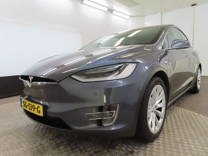 TESLA MODEL X 2018 5yjxcce24jf082545