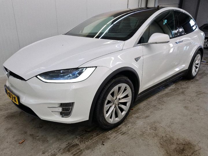 TESLA X 2016 5yjxcce25gf014229