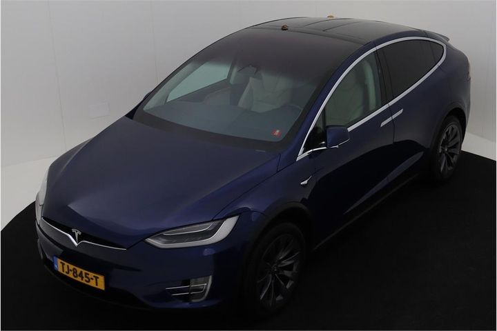 TESLA MODEL 2018 5yjxcce26jf104321