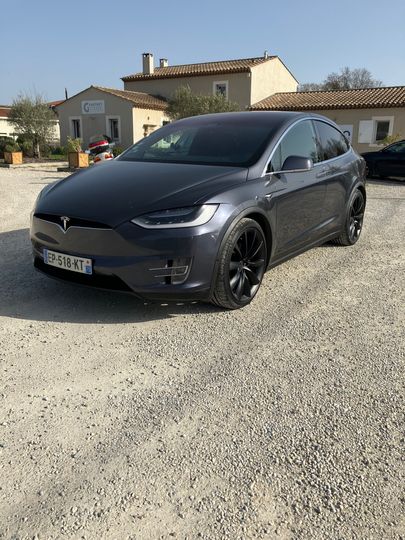 TESLA X 100 D 2017 5yjxcce28hf050319