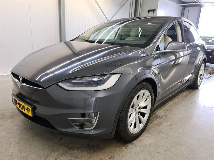 TESLA X 2018 5yjxcce29jf091807