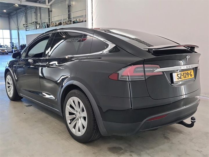 TESLA MODEL X 2018 5yjxcce29jf100604