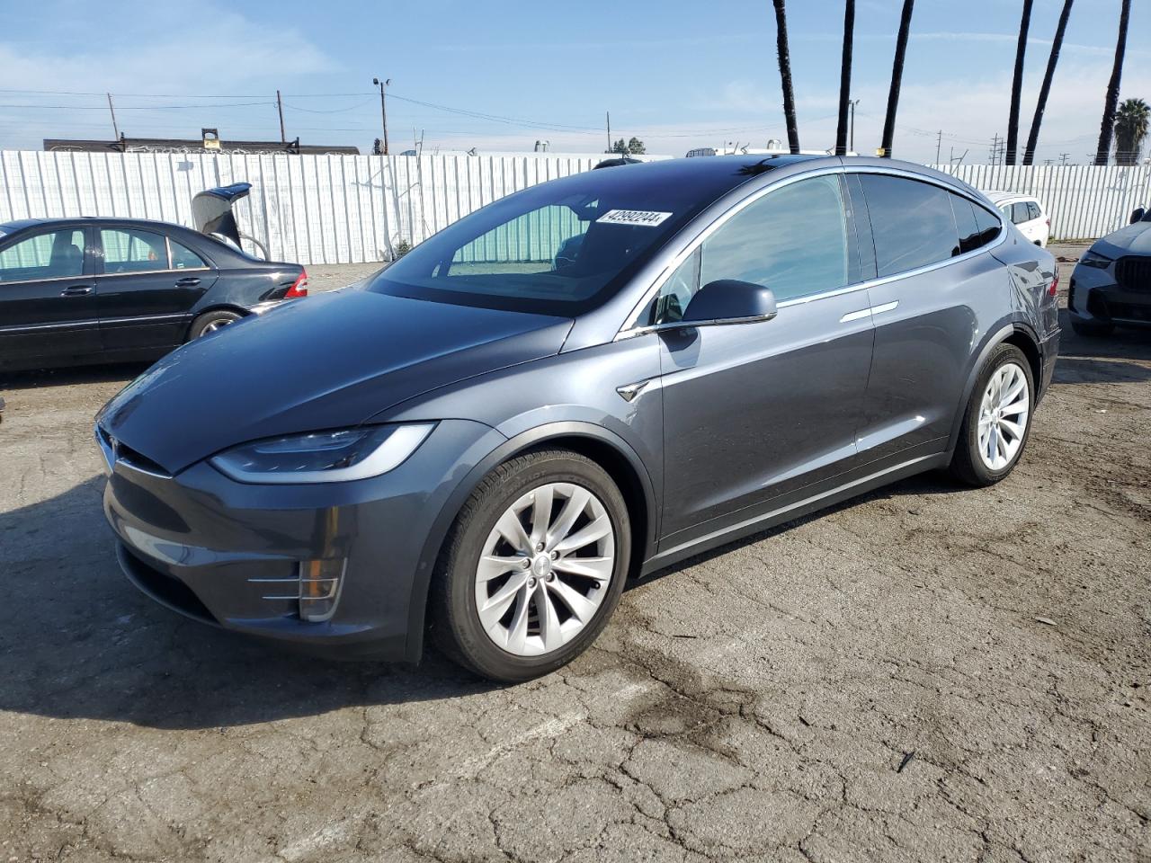 TESLA MODEL X 2018 5yjxcde21jf112865