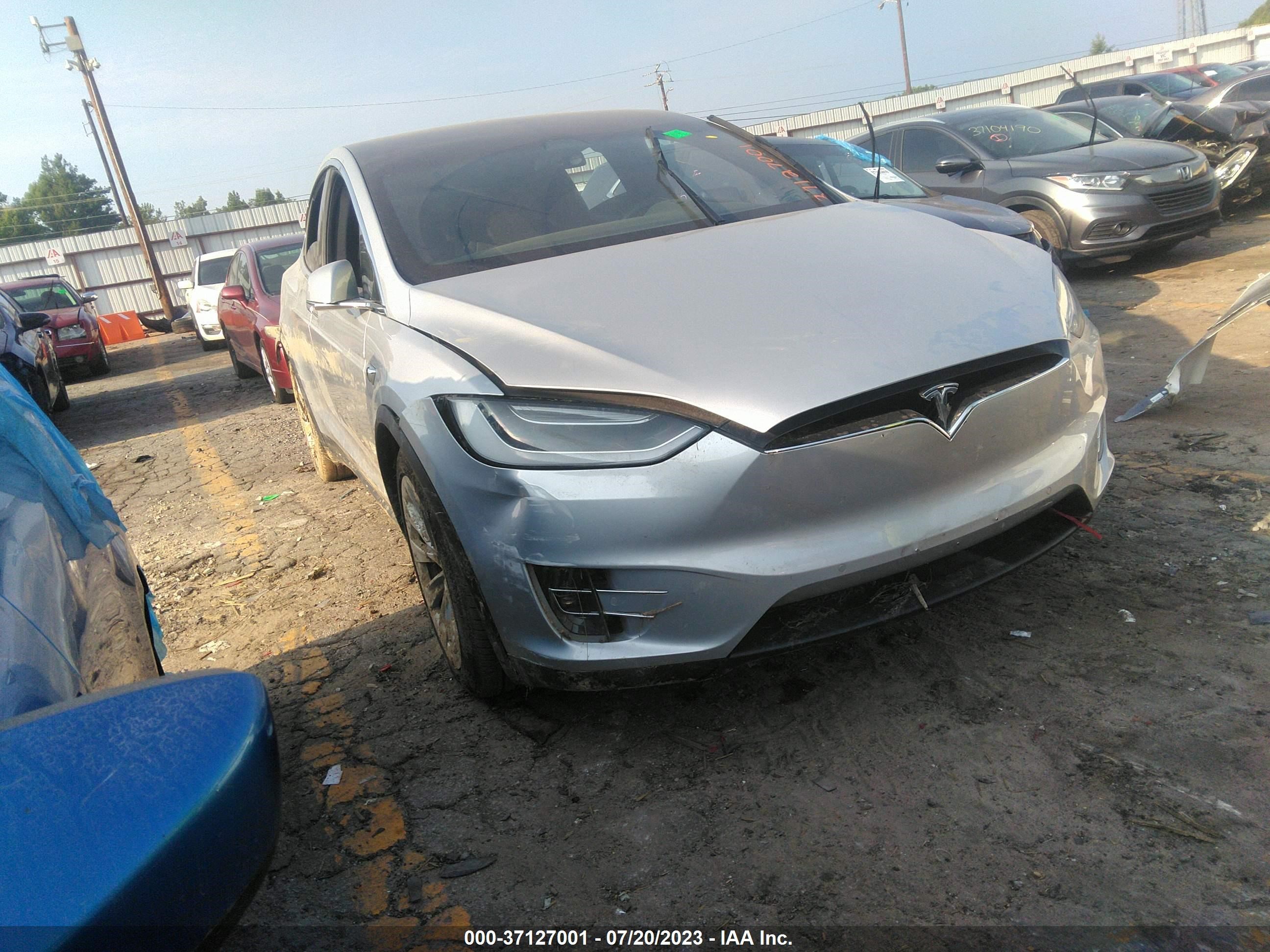 TESLA MODEL X 2018 5yjxcde23jf110504