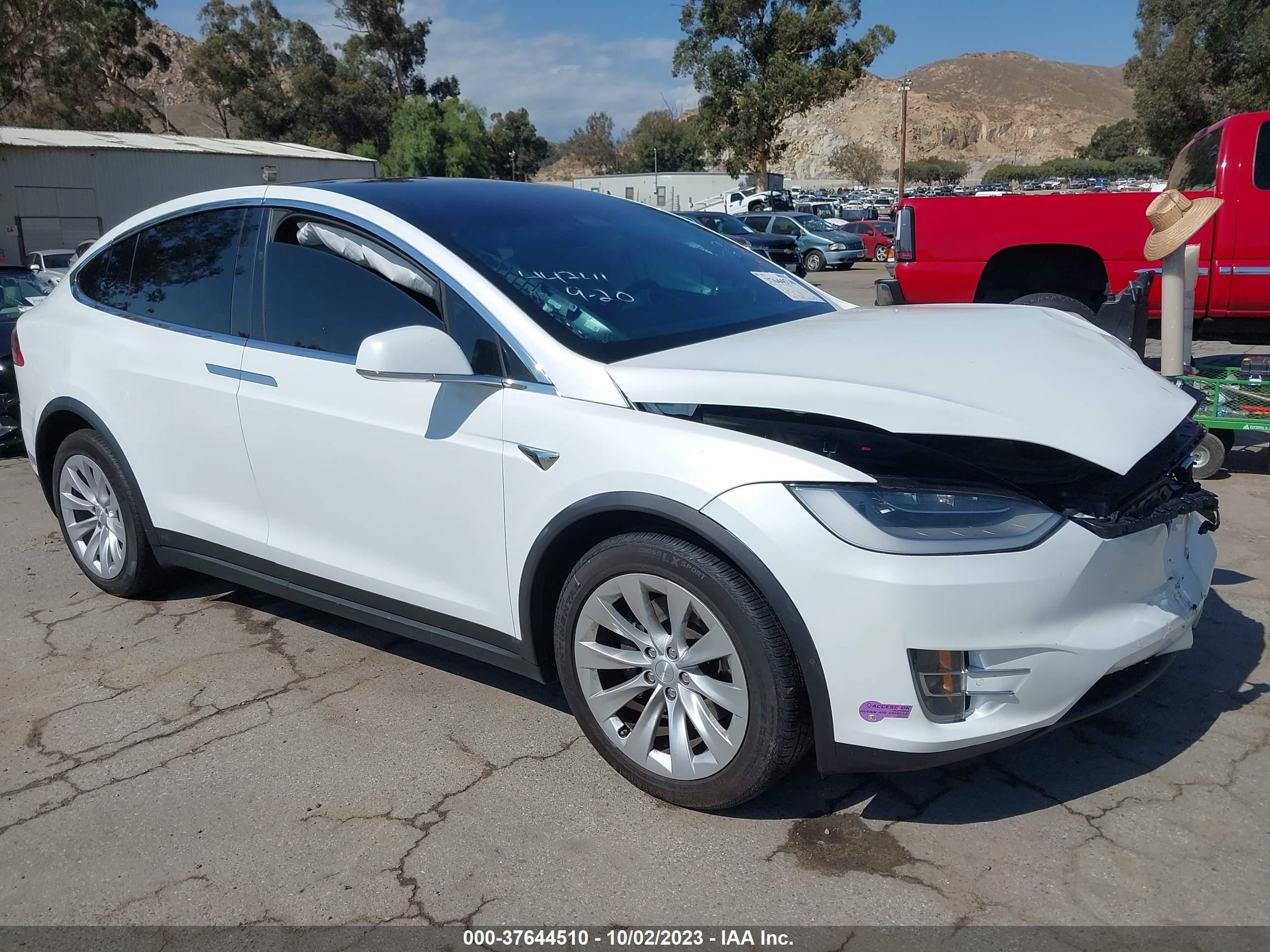 TESLA MODEL X 2019 5yjxcde27kf192786