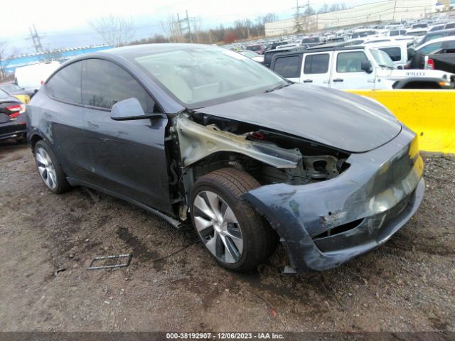 TESLA MODEL Y 2020 5yjygdee2lf031038