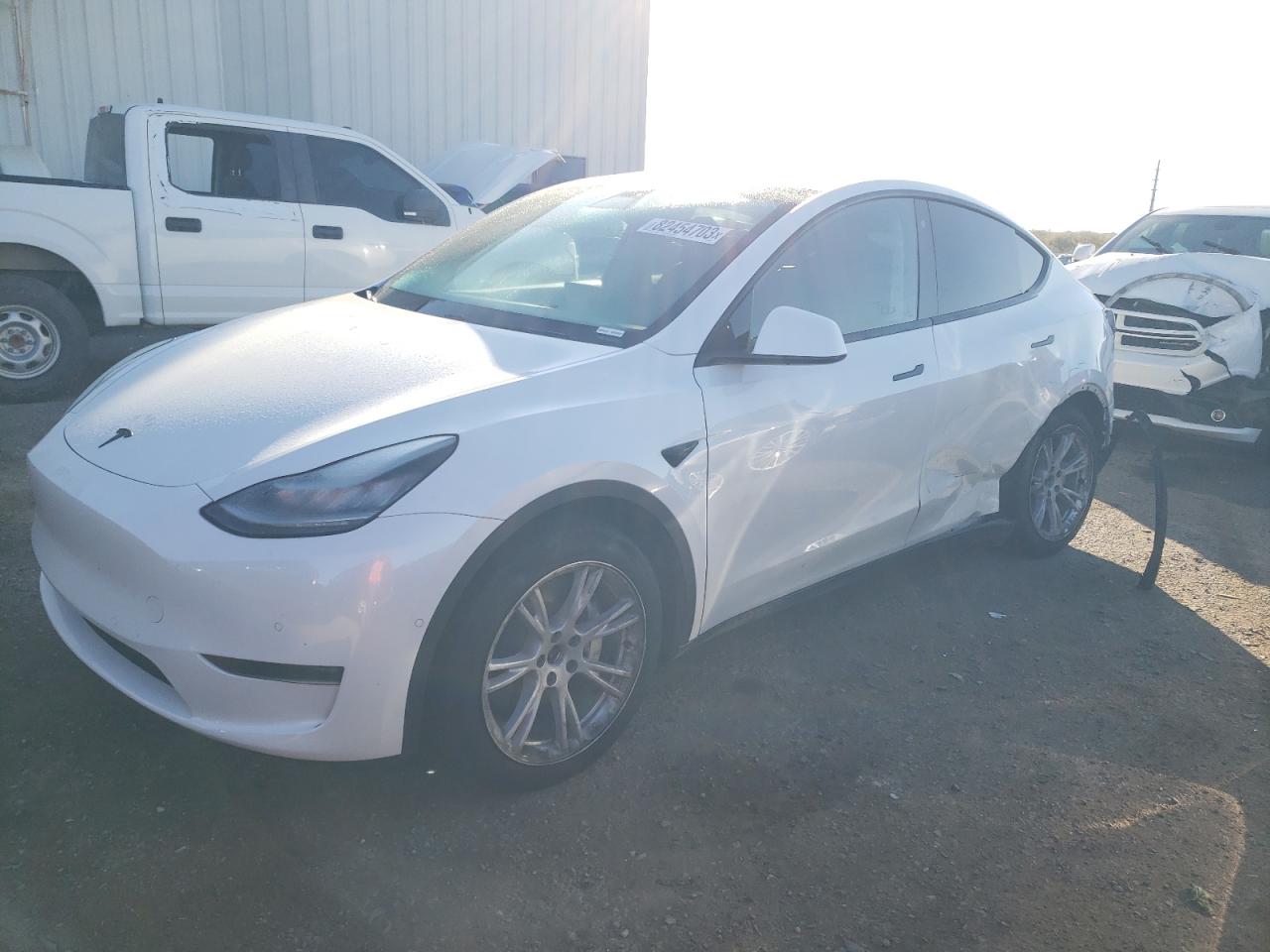 TESLA MODEL Y 2020 5yjygdee5lf024892