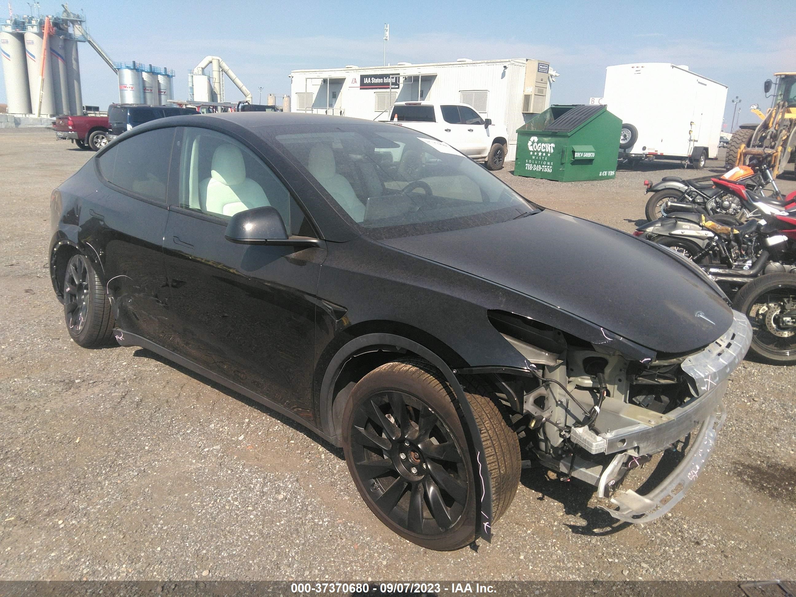 TESLA MODEL Y 2020 5yjygdee5lf049484