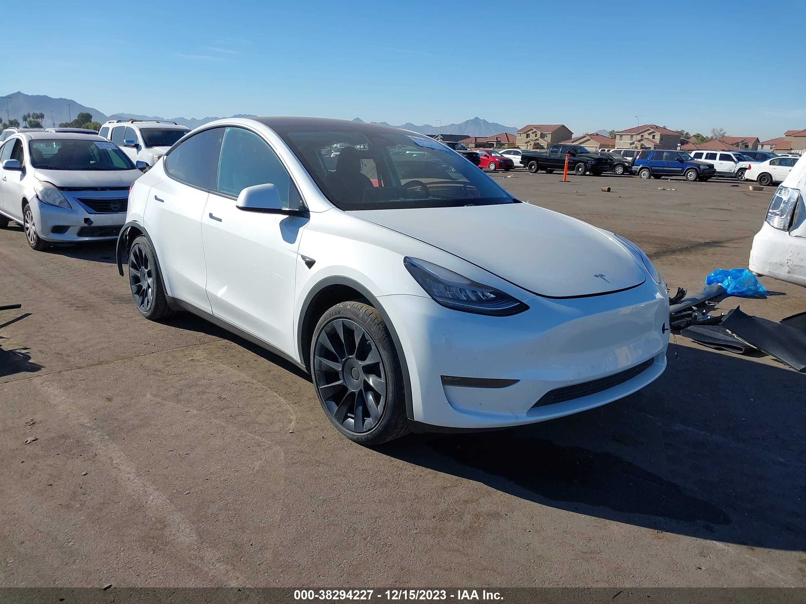 TESLA MODEL Y 2020 5yjygdee5lf058430