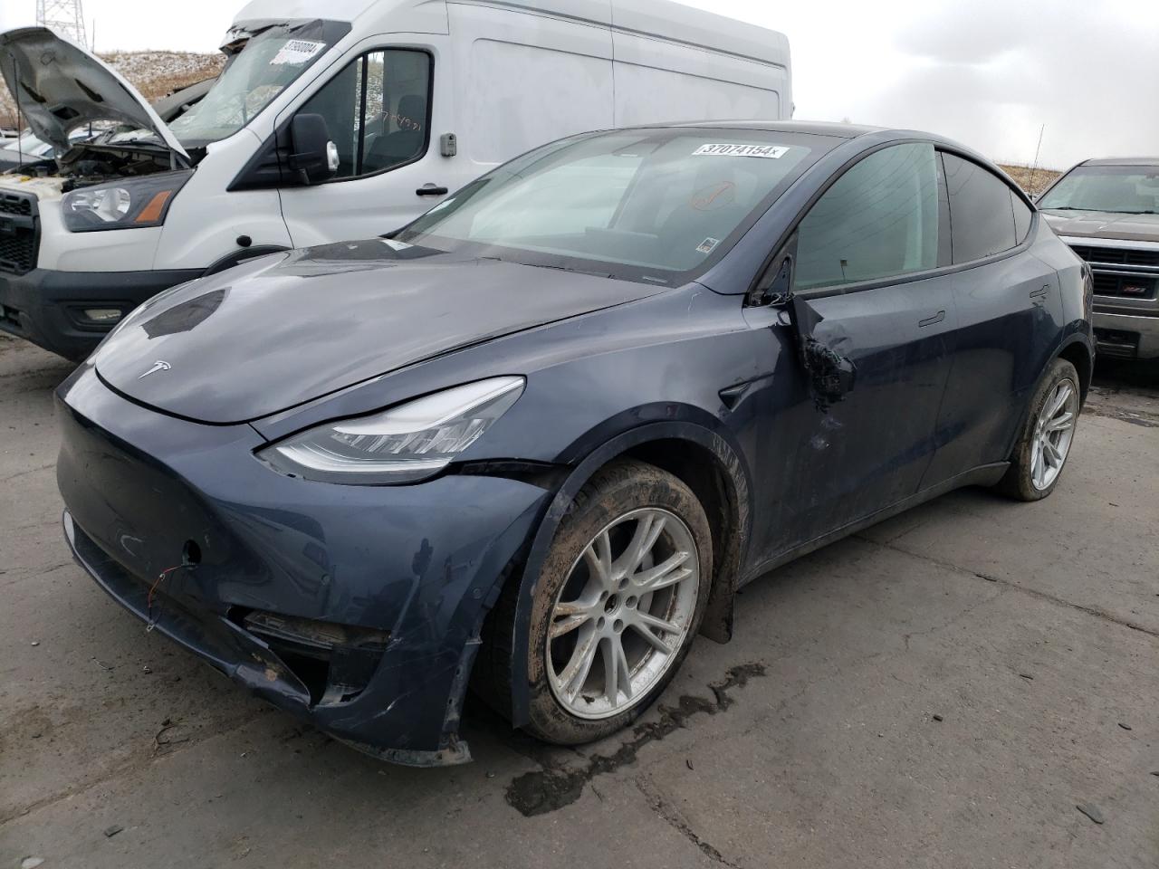 TESLA MODEL Y 2020 5yjygdee8lf016513