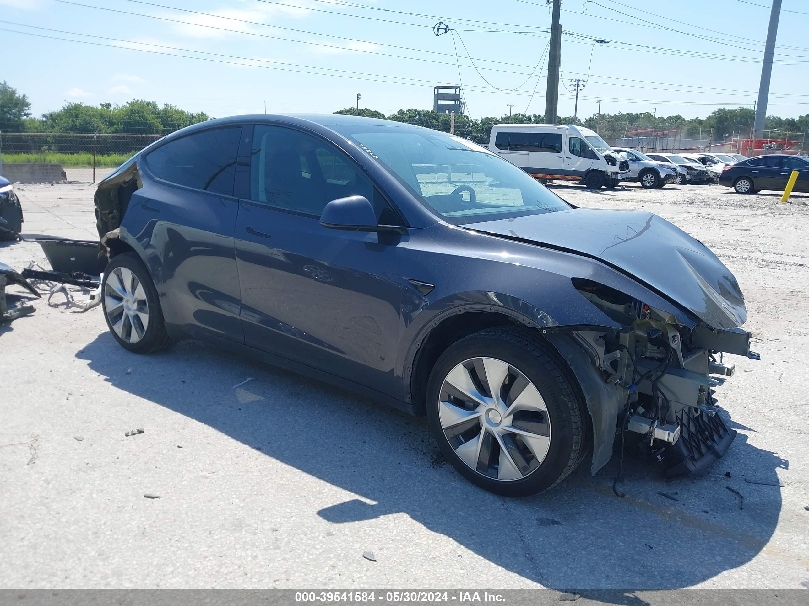 TESLA MODEL Y 2021 5yjygdee9mf117013