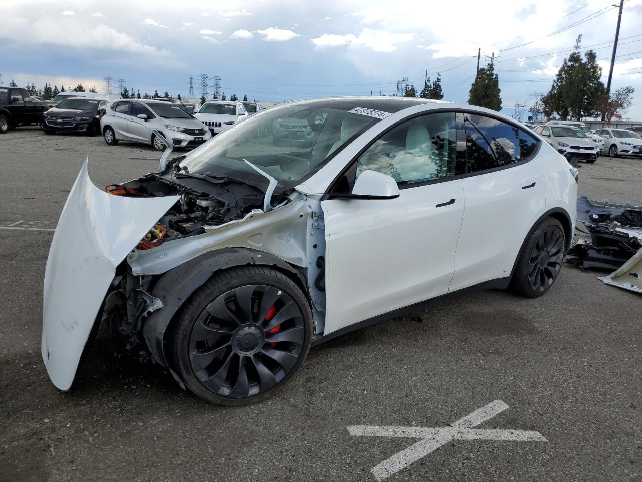 TESLA MODEL Y 2021 5yjygdef6mf272126