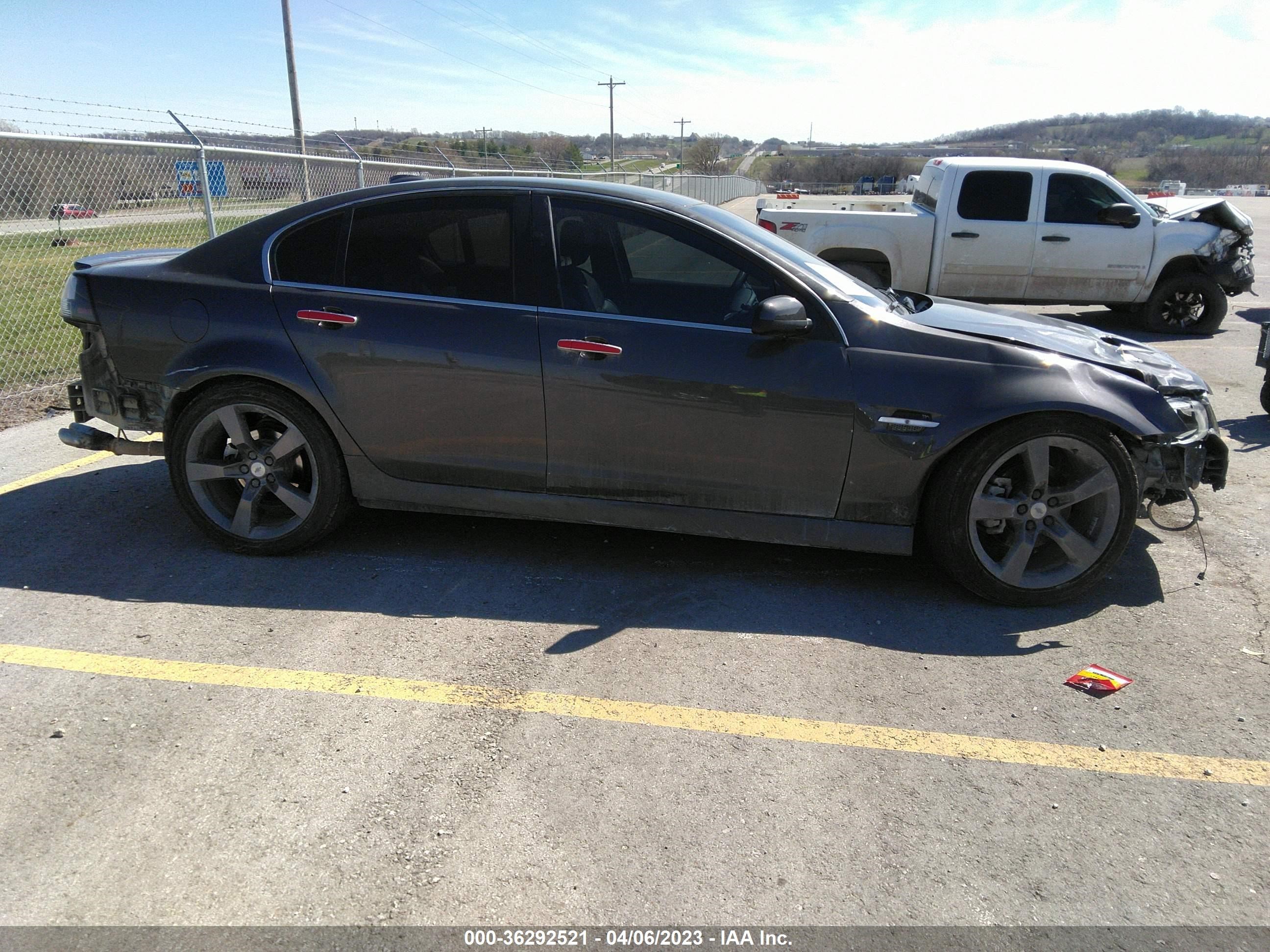 PONTIAC G8 2008 6g2ec57yx8l144033