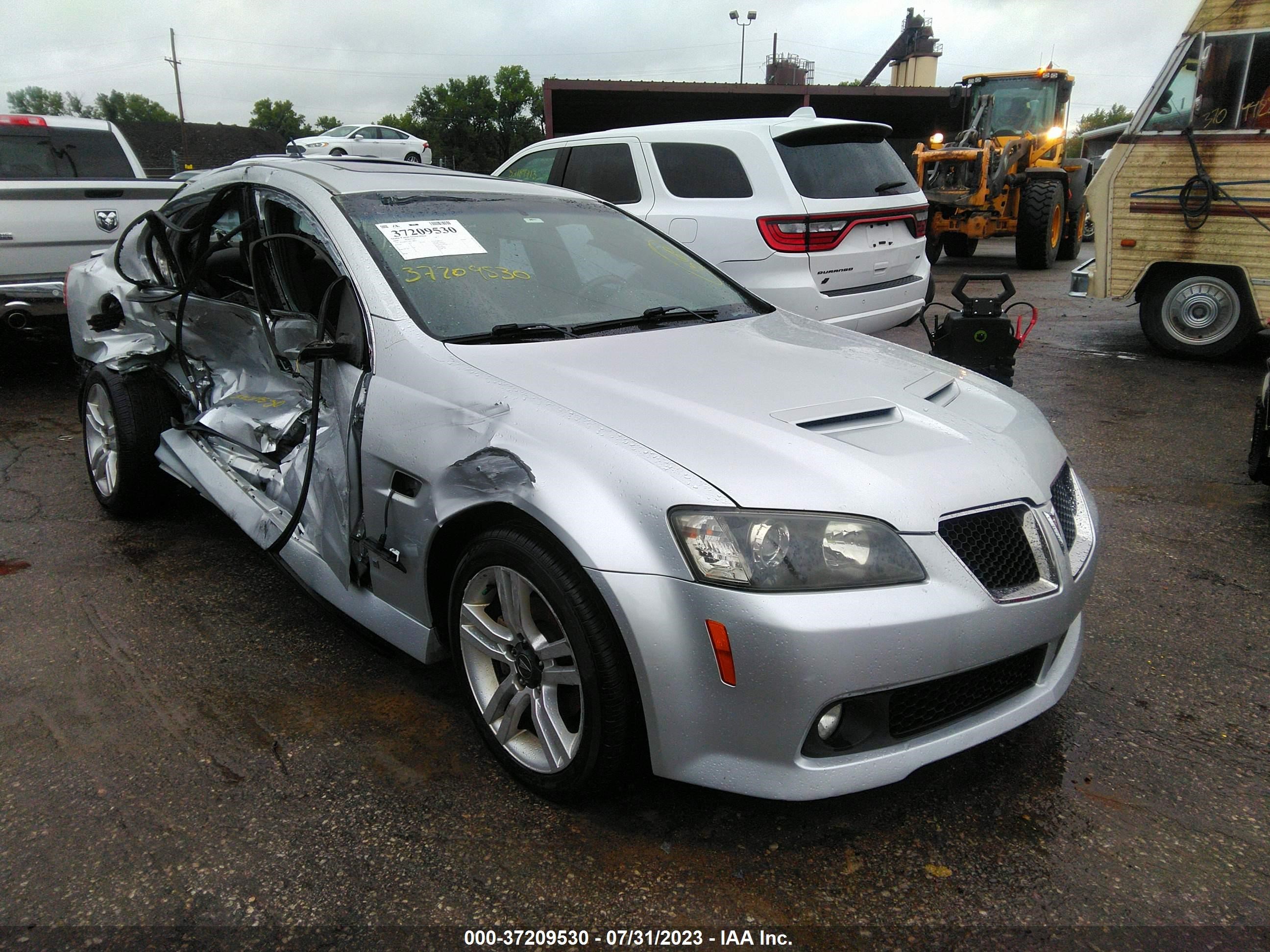 PONTIAC G8 2009 6g2er57779l228026