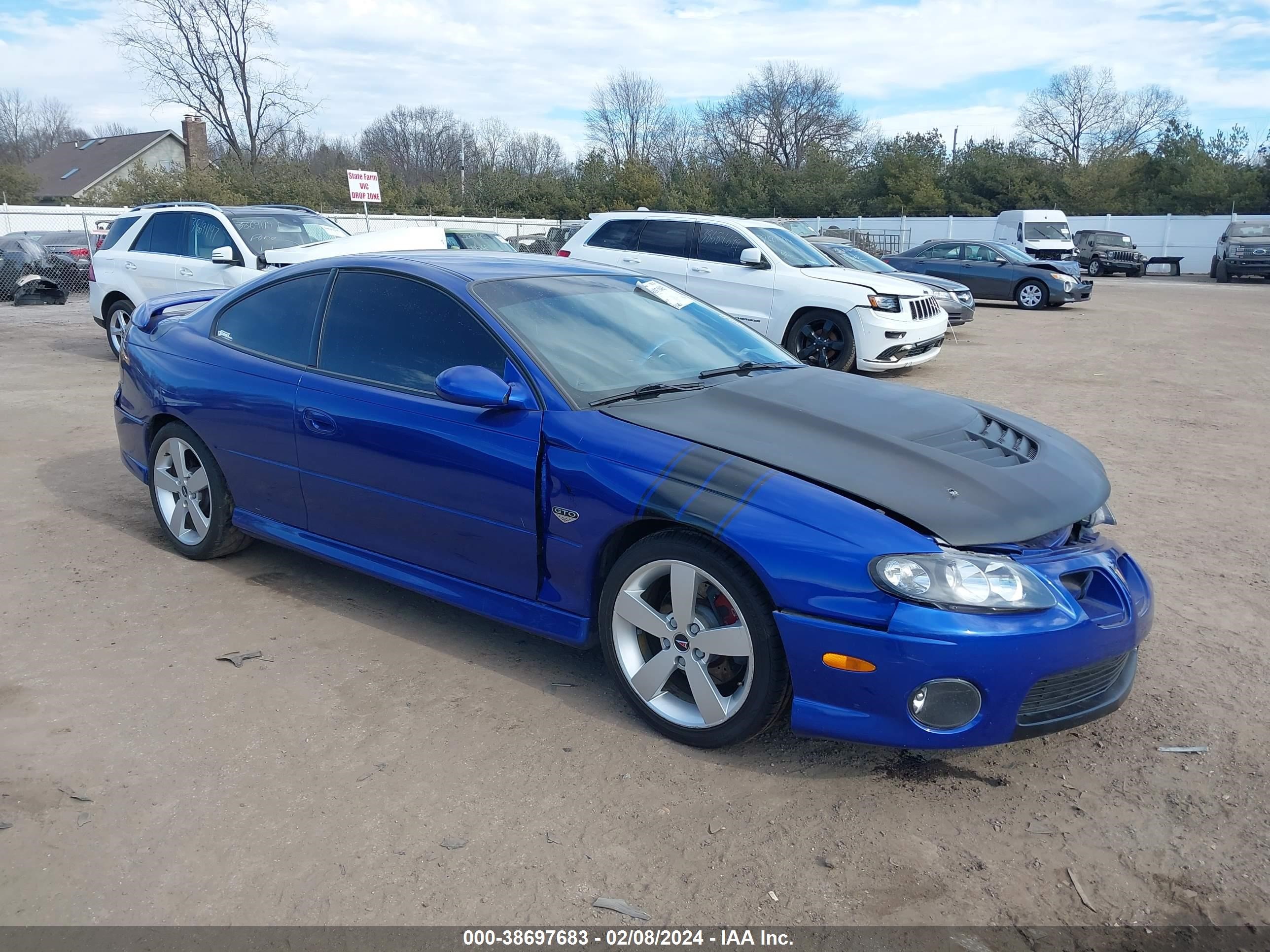 PONTIAC GTO 2005 6g2vx12u25l417656