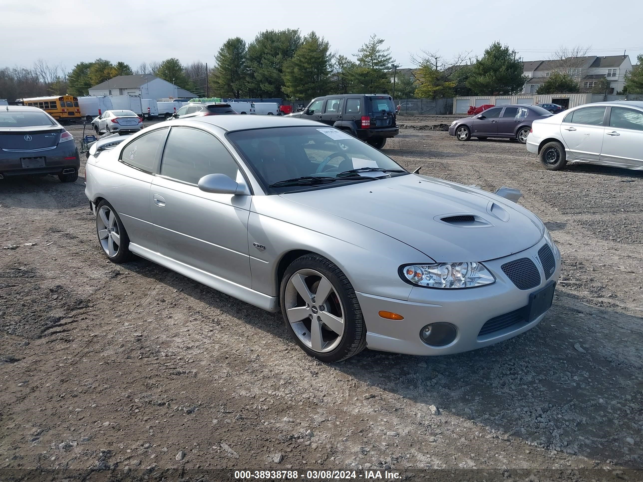 PONTIAC GTO 2005 6g2vx12u25l446400