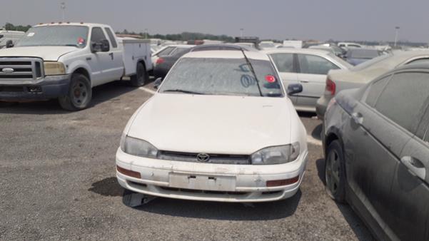 TOYOTA CAMRY 1997 6t153sk10v9176107