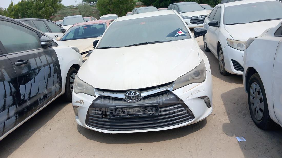 TOYOTA CAMRY 2017 6t1bf9fk5hx679836