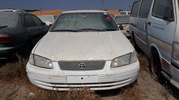 TOYOTA CAMRY 2000 6t1bg22k6yx405426