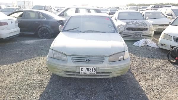 TOYOTA CAMRY 2002 6t1bg23k22x497589