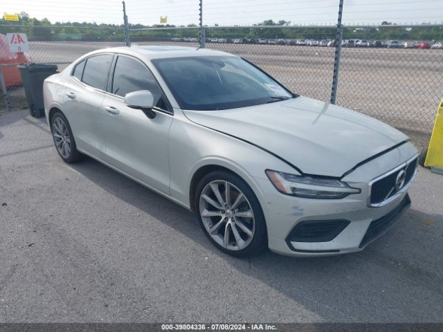 VOLVO S60 2019 7jr102fk0kg000679