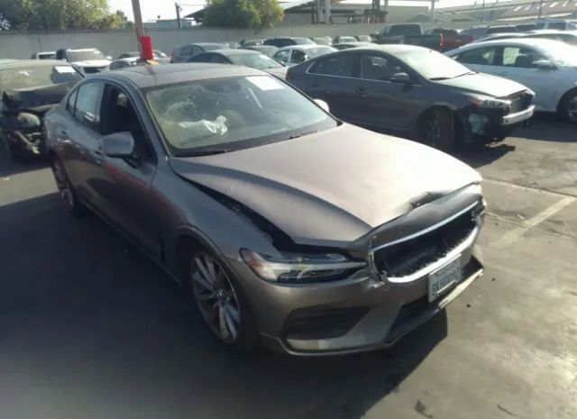 VOLVO S60 2019 7jr102fk2kg014809