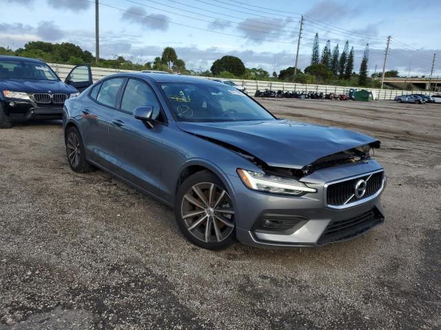 VOLVO S60 T5 MOM 2021 7jr102fk4mg093404