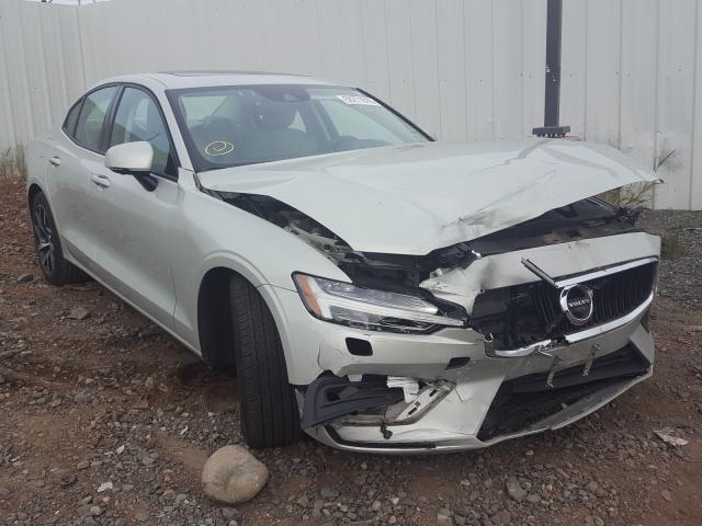 VOLVO S60 T5 MOM 2019 7jr102fk7kg011856